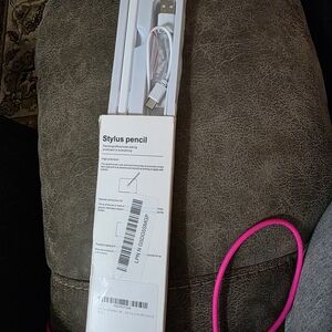 Stylus Pencil for Touchscreen Devices - White